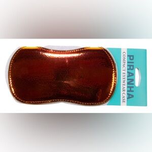 Disco Snapper Keeper - Orange
Eyewear case